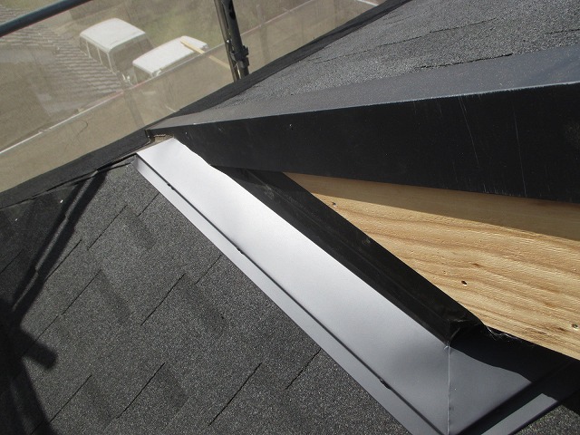 20250529-24　入母屋板金